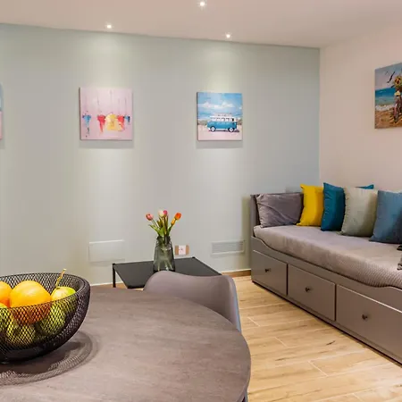 Giusicily Daire Katanya